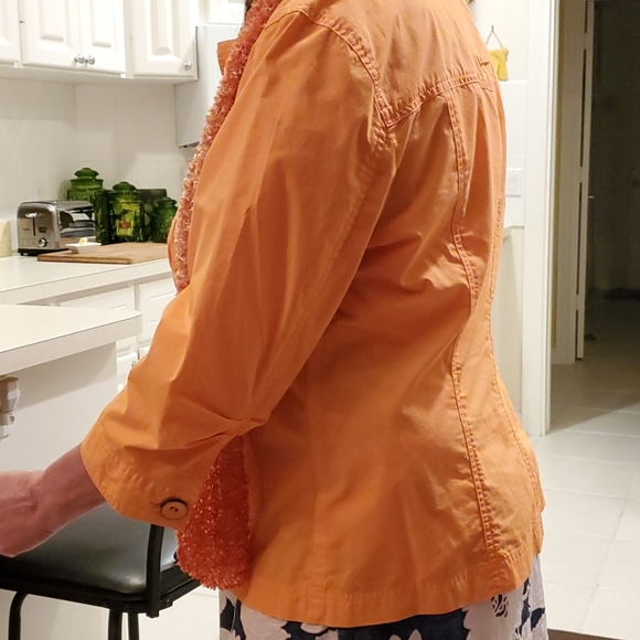 Chico's - Picture 2 of 4